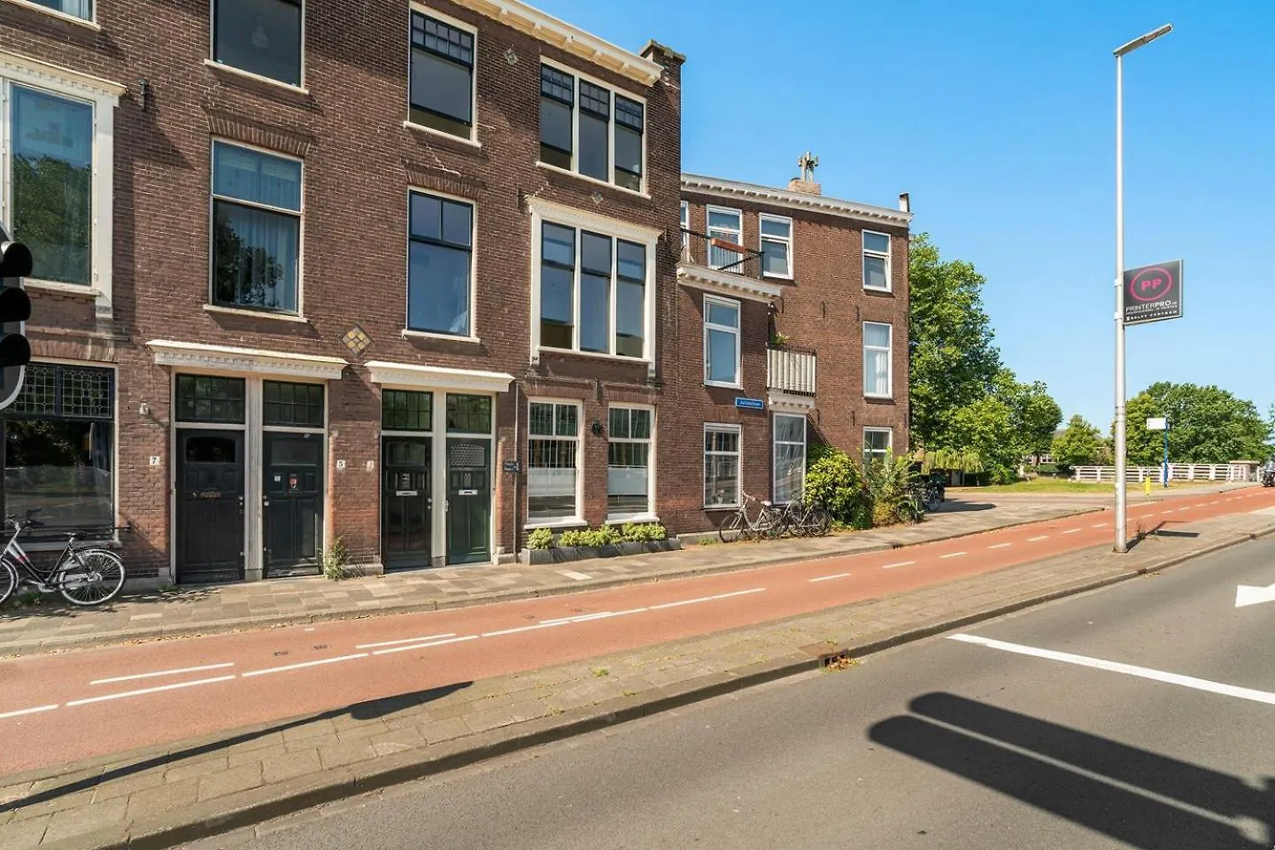 Beautiful House In Delft Appartement